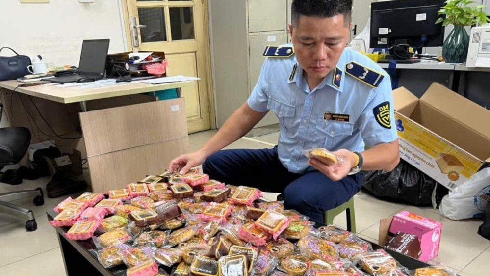 Hà Nội tăng cường kiểm tra, kiểm soát thị trường bánh Trung thu