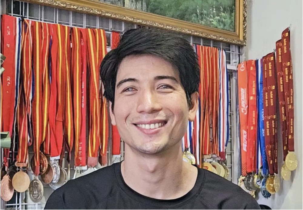Vượt lên bóng tối, chinh phục đường đua xanh