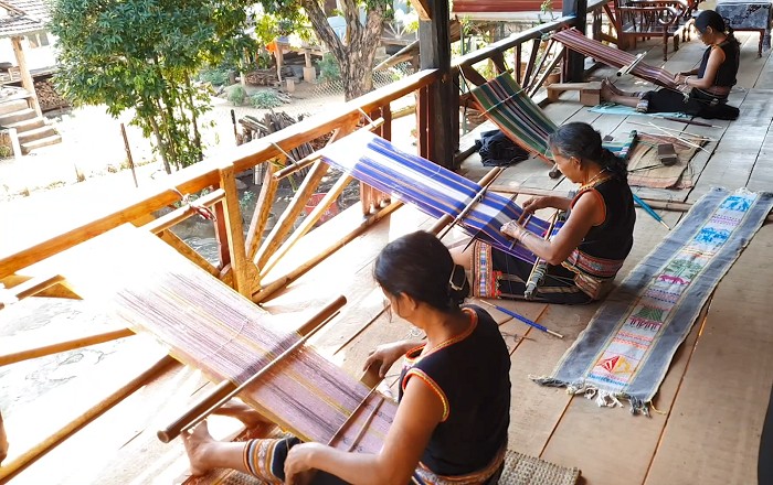 Khám phá 5 làng du lịch cộng đồng nổi bật từ Bắc vào Nam