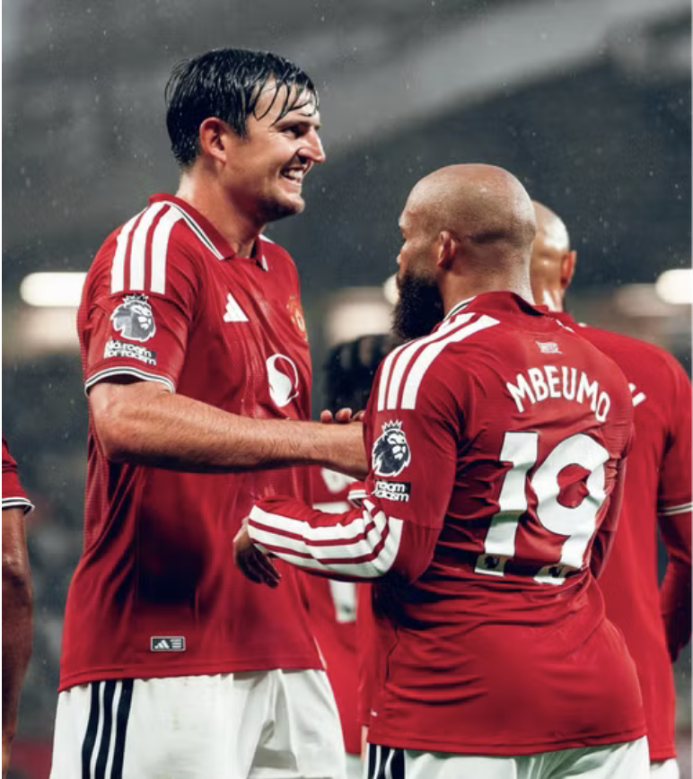 Maguire và Mbeumo - những niềm hy vọng ở hàng thủ và hàng công của Quỷ Đỏ. (Ảnh: MUFC) Maguire và Mbeumo - những niềm hy vọng ở hàng thủ và hàng công của Quỷ Đỏ. (Ảnh: MUFC)