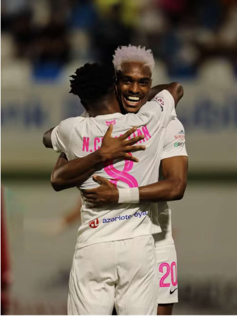 Nwachukwu và Mickels - 2 cầu thủ góp công lớn nhất vào chiến tích tham dự vòng League Phase UEFA Champions League 2026-2027 của Sabah. (Ảnh: Sabah FC) Nwachukwu và Mickels - 2 cầu thủ góp công lớn nhất vào chiến tích tham dự vòng League Phase UEFA Champions League 2026-2027 của Sabah. (Ảnh: Sabah FC)