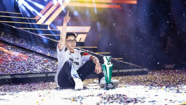 Hoàng Bảo vô địch FVSL Summer 2026