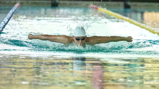 VĐV bơi lội Trần Văn Nguyễn Quốc: Từ hiện tượng SEA Games đến kỳ vọng ASIAD