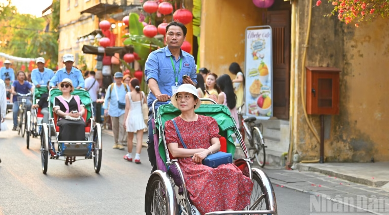 Du lịch Việt nỗ lực giữ vững quy mô, tốc độ tăng trưởng top đầu Đông Nam Á