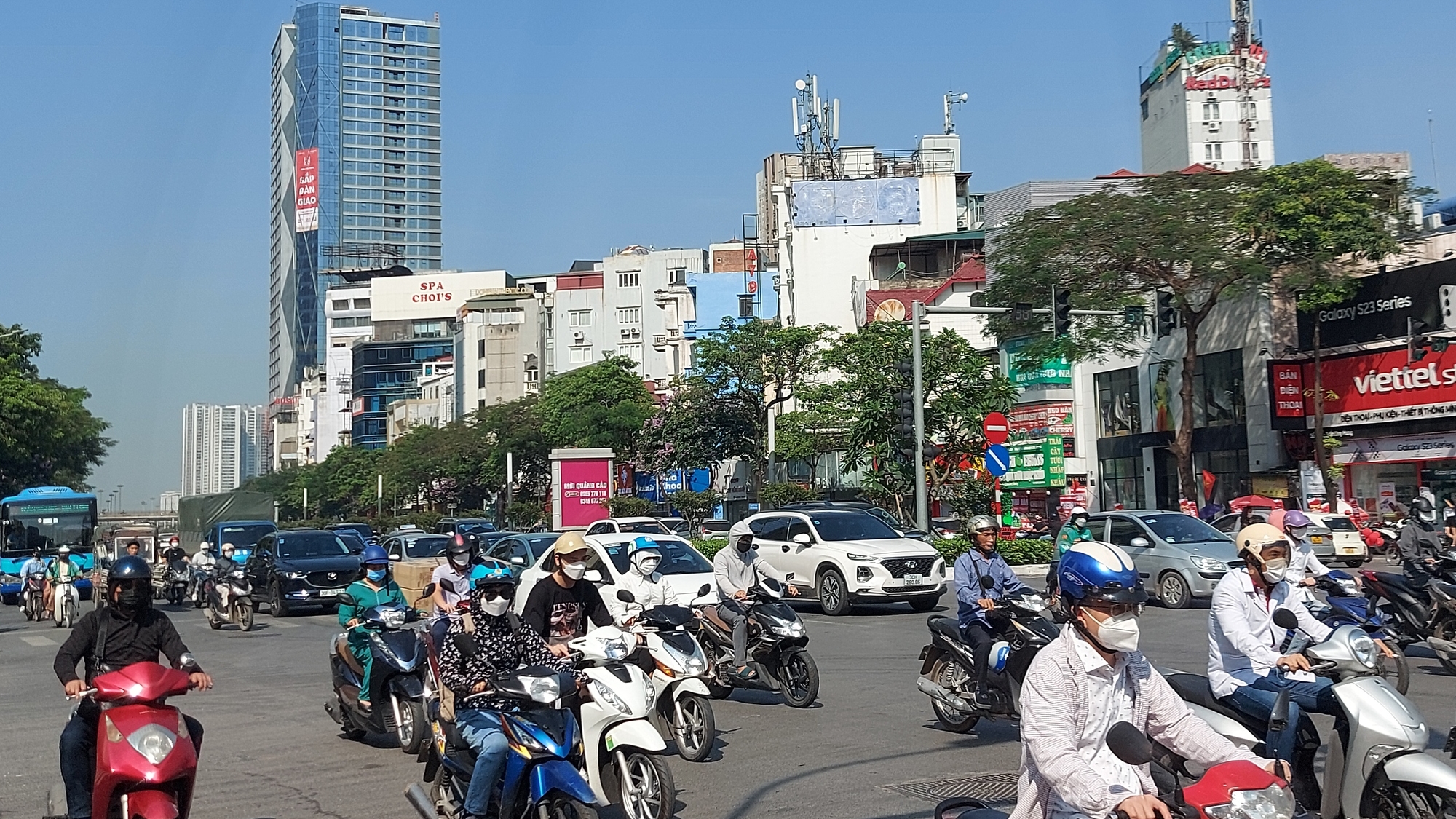 Dự báo thời tiết đêm nay và ngày mai 22/9: Hà Nội và các khu vực trên cả nước