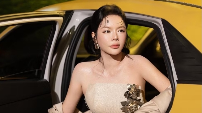 Lý Nhã Kỳ xuất hiện xinh đẹp ở sự kiện