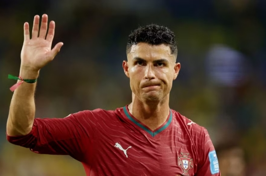 Ronaldo trắng tay tại Gala bóng đá Bồ Đào Nha