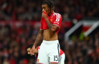 Ngôi sao 62 triệu Euro gặp khó tại Man United