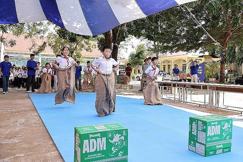 Gần 40.000 trẻ em cả nước vui đón Trung thu cùng Vinamilk