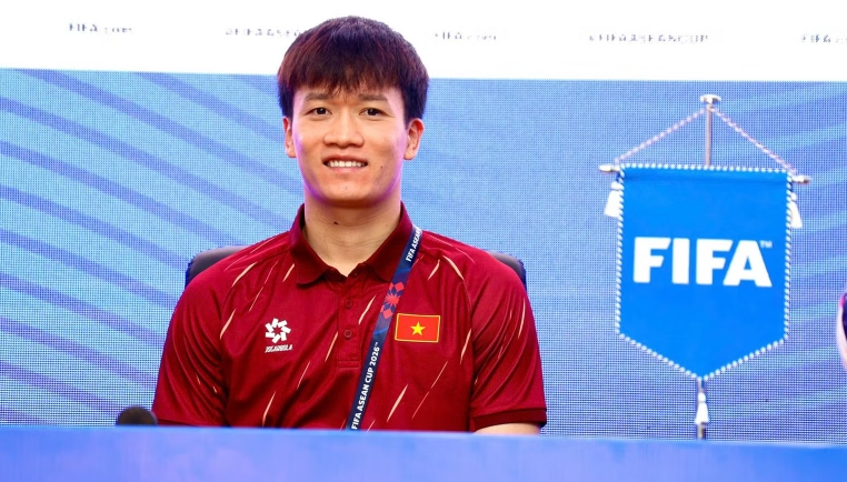 Huấn luyện viên Kim Sang Sik: Đội tuyển Việt Nam hướng tới từng chiến thắng