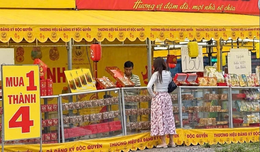 Nguy cơ từ bánh Trung thu xả kho, cẩn trọng chọn mua để tránh ngộ độc
