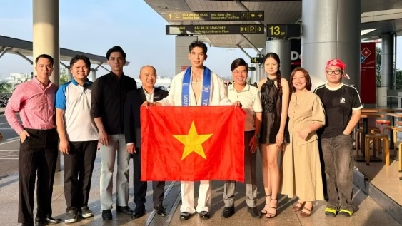 Trương Trọng Hiếu lên đường tranh tài tại Mister Global 2026