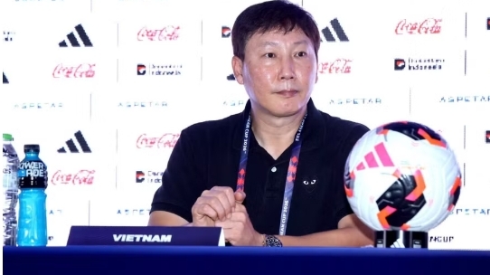 HLV Kim Sang-sik tiếc nuối