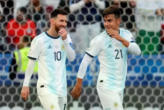 2 đồng đội bị ngăn về dự trận Messi chia tay tuyển Argentina