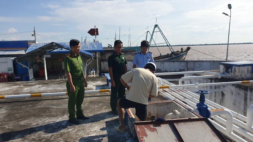 Nhiều cửa hàng xăng dầu ở Bến Tre, An Giang xin ngừng bán