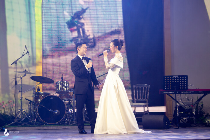 '1001 khoảnh khắc' hạnh phúc trong lễ cưới Đỗ Mỹ Linh và thiếu gia Đỗ Vinh Quang