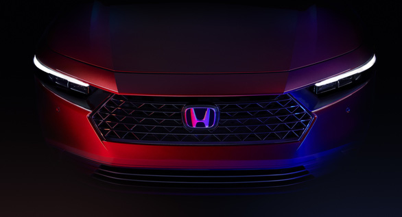 Honda Accord thế hệ mới lộ diện: Ngày càng bớt rườm rà