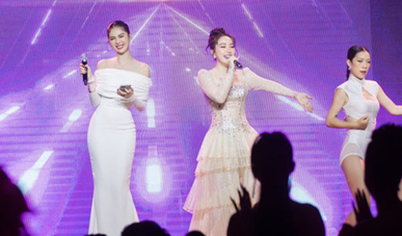 Ngọc Trinh muốn chạy show đi hát cùng Bảo Thy và phản ứng bất ngờ của 'người trong cuộc'