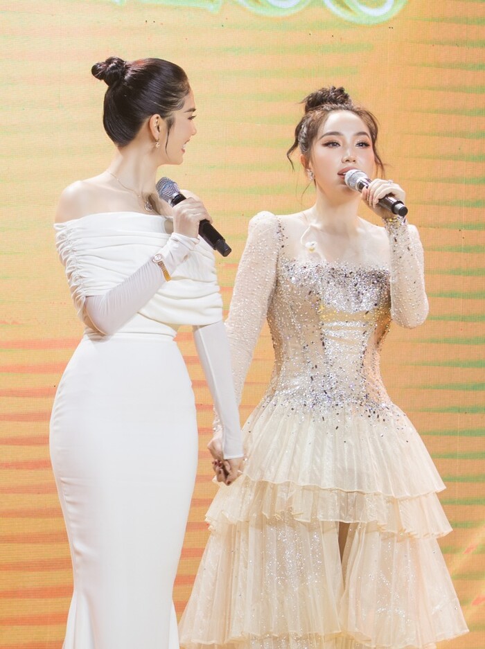 Ngọc Trinh muốn chạy show đi hát cùng Bảo Thy và phản ứng bất ngờ của 'người trong cuộc'