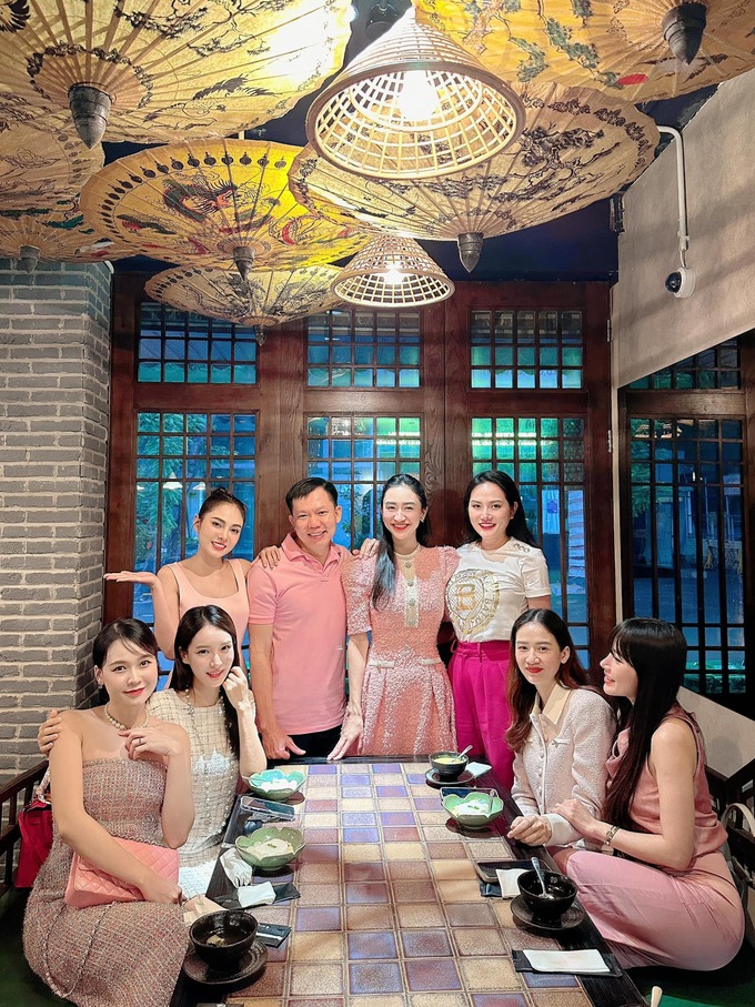 Thêm ảnh Sam mũm mĩm, dân mạng “đinh ninh” hotgirl mang thai con đầu lòng