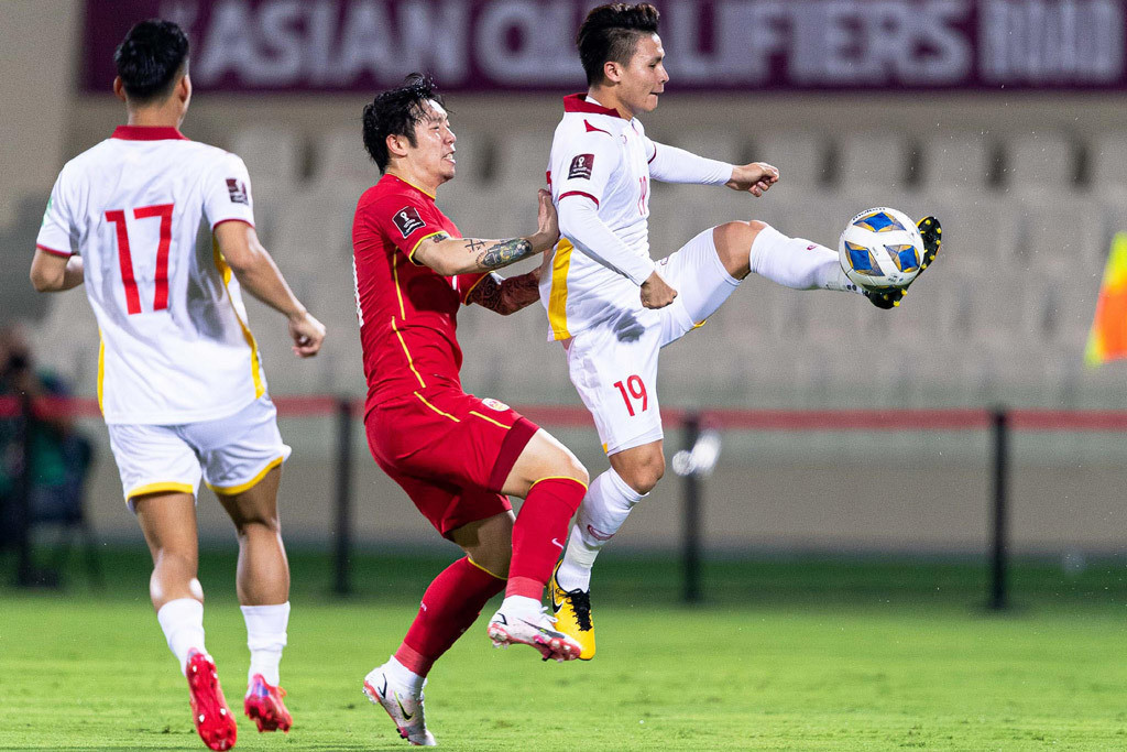 Tuyển Việt Nam đấu Trung Quốc: "Làm nóng" giấc mơ World Cup
