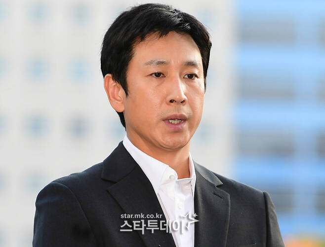 Trình diện cảnh sát, Lee Sun Kyun hiện âm tính khi xét nghiệm ma túy đơn giản