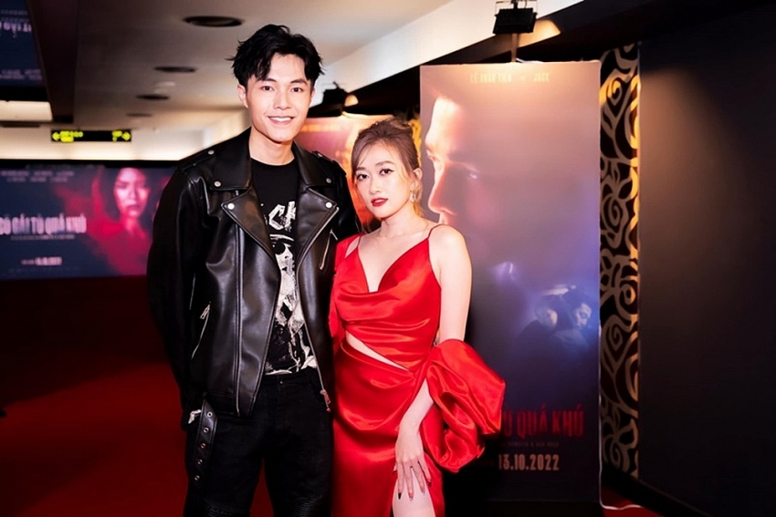 Nhìn lại 7 năm bên nhau của Phương Lan - Phan Đạt Nhìn lại 7 năm bên nhau của Phương Lan - Phan Đạt