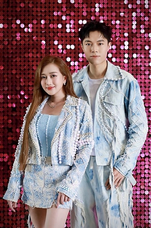 Nhìn lại 7 năm bên nhau của Phương Lan - Phan Đạt Nhìn lại 7 năm bên nhau của Phương Lan - Phan Đạt