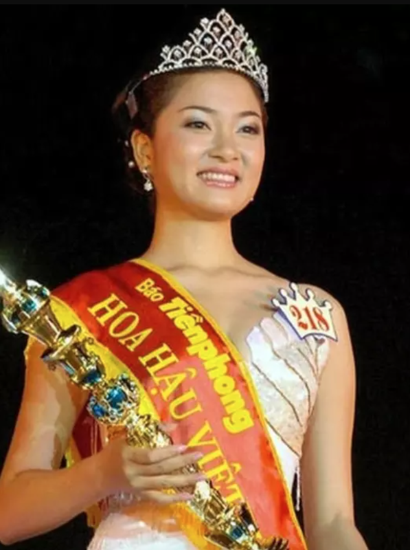 Hoa hậu Nguyễn Thị Huyền sau 20 năm đăng quang giờ ra sao? Hoa hậu Nguyễn Thị Huyền sau 20 năm đăng quang giờ ra sao?