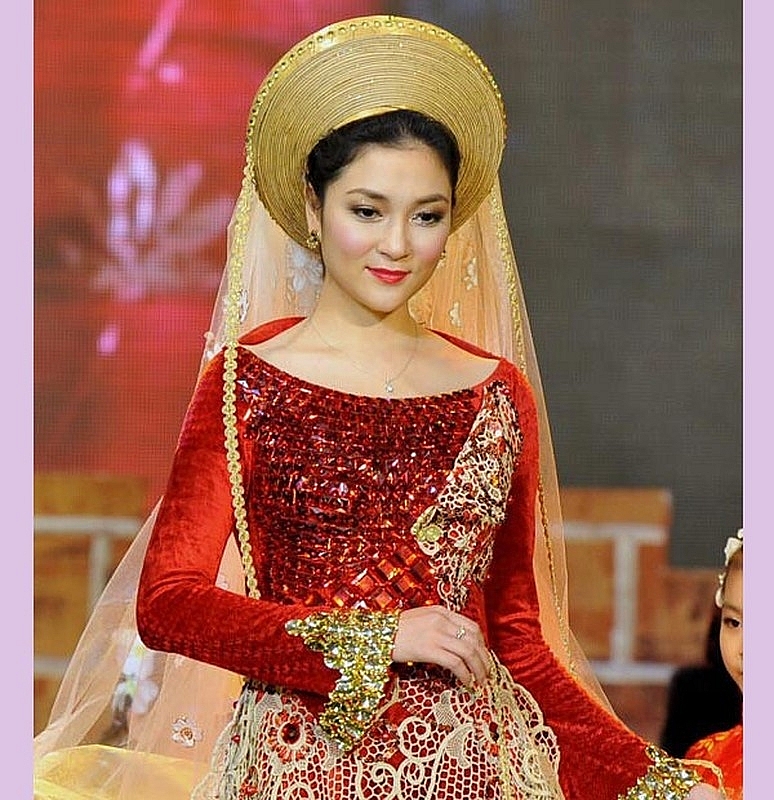 Hoa hậu Nguyễn Thị Huyền sau 20 năm đăng quang giờ ra sao? Hoa hậu Nguyễn Thị Huyền sau 20 năm đăng quang giờ ra sao?