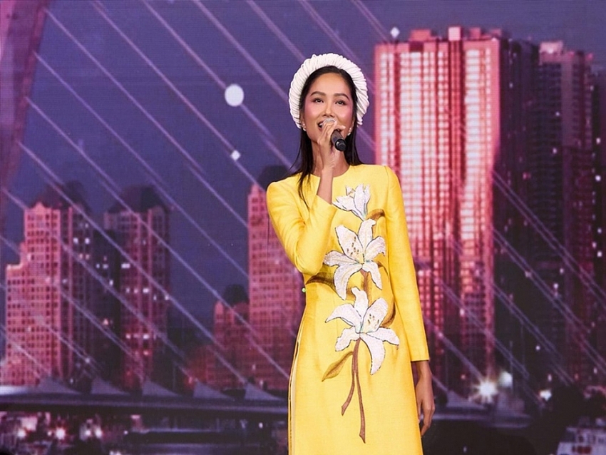 Cuộc sống của H’hen Niê sau thành tích top 5 Miss Universe 2018