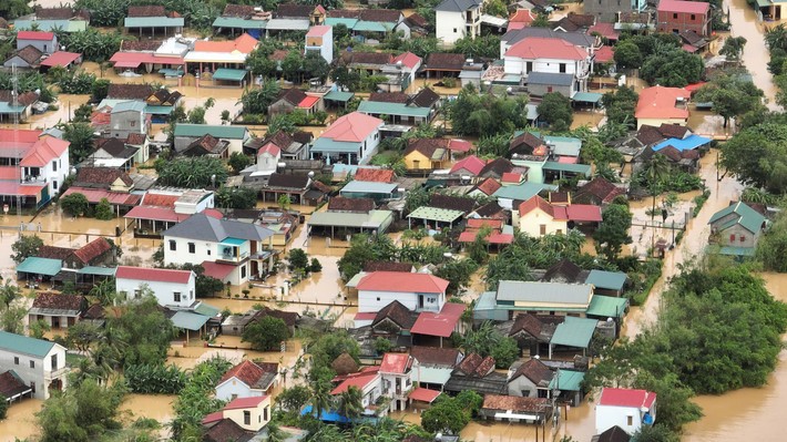 Mua lu o Quang Binh lam 14 nguoi thuong vong