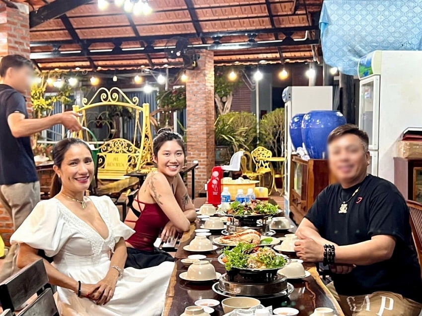 MC Cát Tường lên tiếng về tin đồn hẹn hò