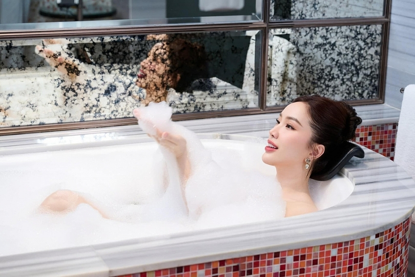 Cuộc sống của 'phú bà' Bảo Thy ở tuổi 37