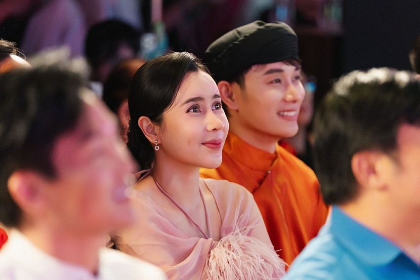Lưu Hương Giang tuổi 41 trẻ trung, phong cách thăng hạng sau ly hôn