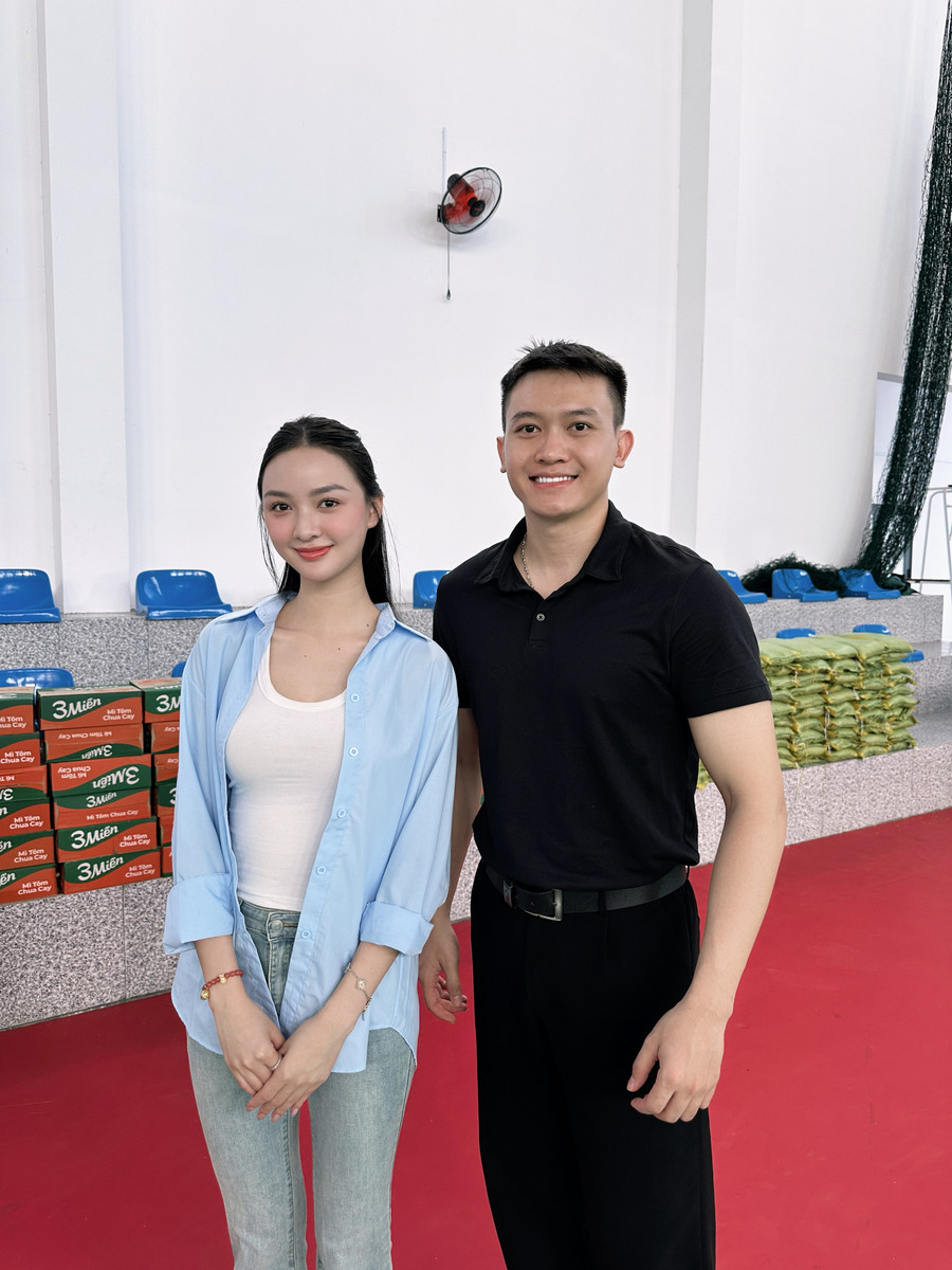 Hoa hậu Tiểu Vy, Lương Thùy Linh lan tỏa yêu thương tới các em nhỏ mùa Trung thu