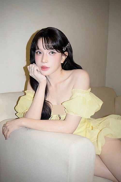 Khả Như phản ứng ra sao trước tin đồn sinh con?