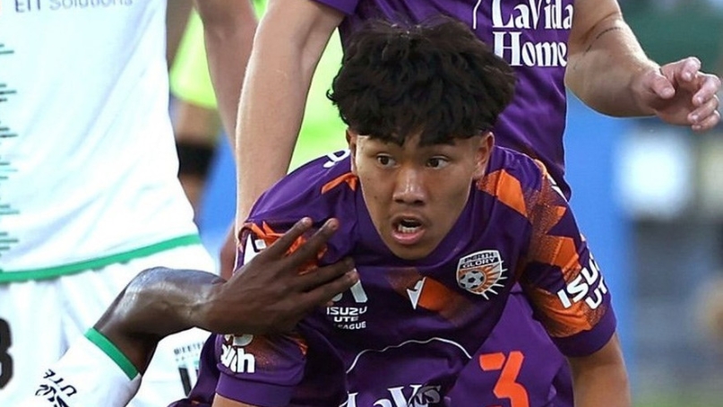 Sao gốc Việt tăng giá phi mã trên thị trường chuyển nhượng