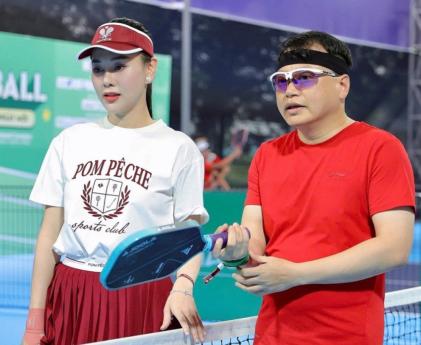 Hôn nhân gây chú ý của Shark Bình - Phương Oanh