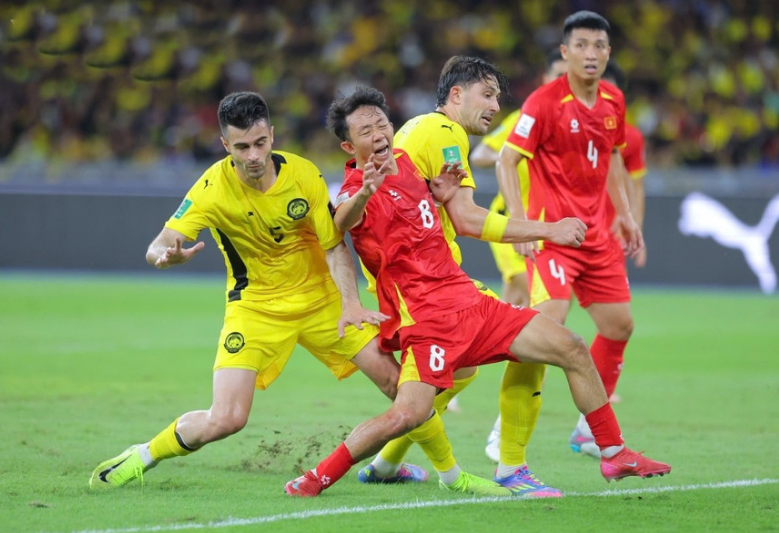 Báo Hàn Quốc chê Malaysia, ủng hộ tuyển Việt Nam