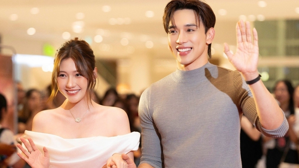 Thực hư Thuận Nguyễn cầu hôn em gái Trấn Thành