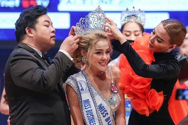 Cuộc sống của Ngân 98 trước khi vướng vòng lao lý ra sao?