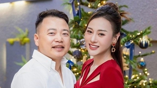 Shark Bình yêu đương ồn ào, chiều chuộng Phương Oanh hết mức