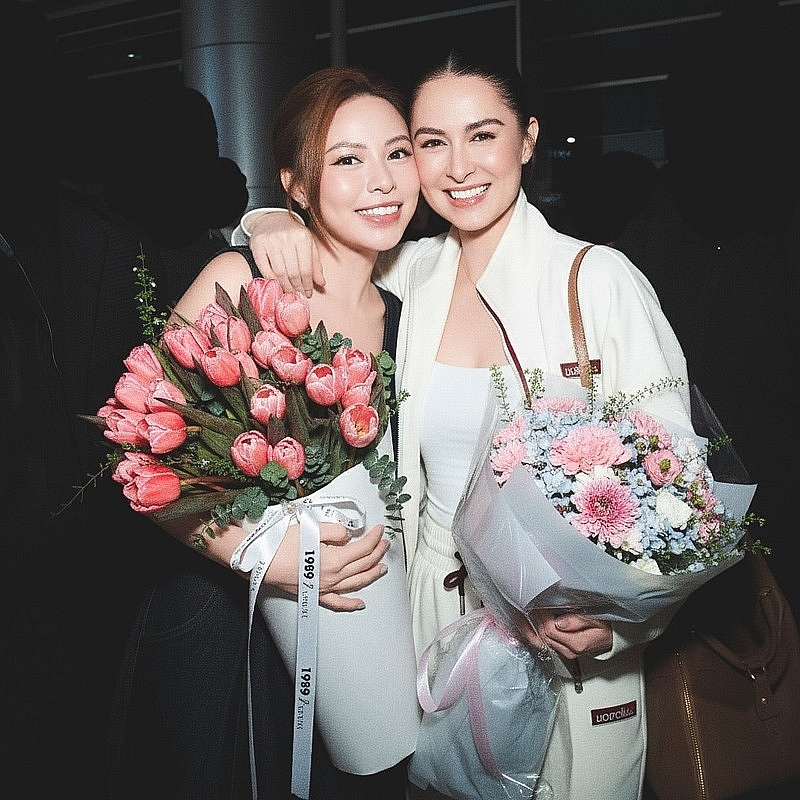 Mỹ nhân đẹp nhất Philippines' Marian Rivera xuất hiện rạng rỡ khi đến Việt Nam Mỹ nhân đẹp nhất Philippines' Marian Rivera xuất hiện rạng rỡ khi đến Việt Nam