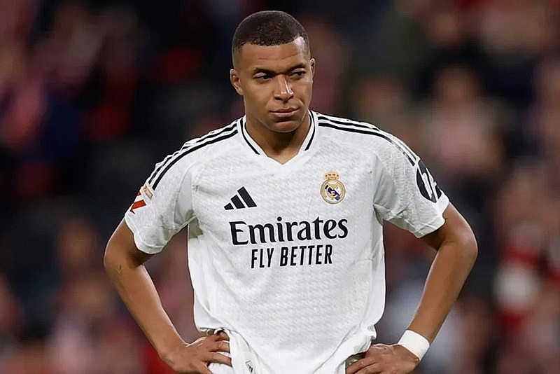 C.Ronaldo khiến loạt ngôi sao bóng đá phải ghen tỵ