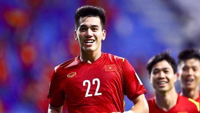 Tiến Linh vượt thành tích của Quang Hải, Công Phượng