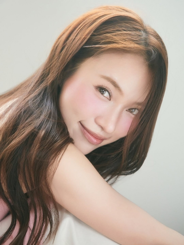 MC Khánh Vy giao diện tiểu thư ngọt ngào khiến fan lụi tim