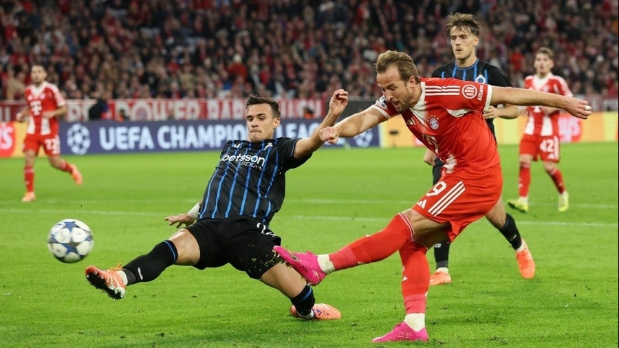 Kane phá kỷ lục ghi bàn ‘khủng khiếp’ của Ronaldo