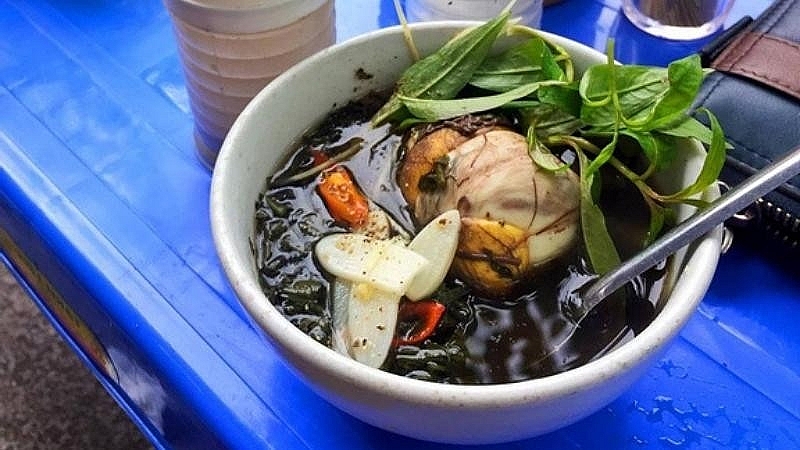 Dạo phố ngày gió mùa, thưởng thức 7 món nóng làm ấm lòng du khách Dạo phố ngày gió mùa, thưởng thức 7 món nóng làm ấm lòng du khách