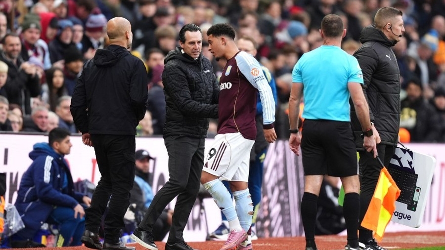 Jadon Sancho chịu ‘nỗi đau tột cùng’